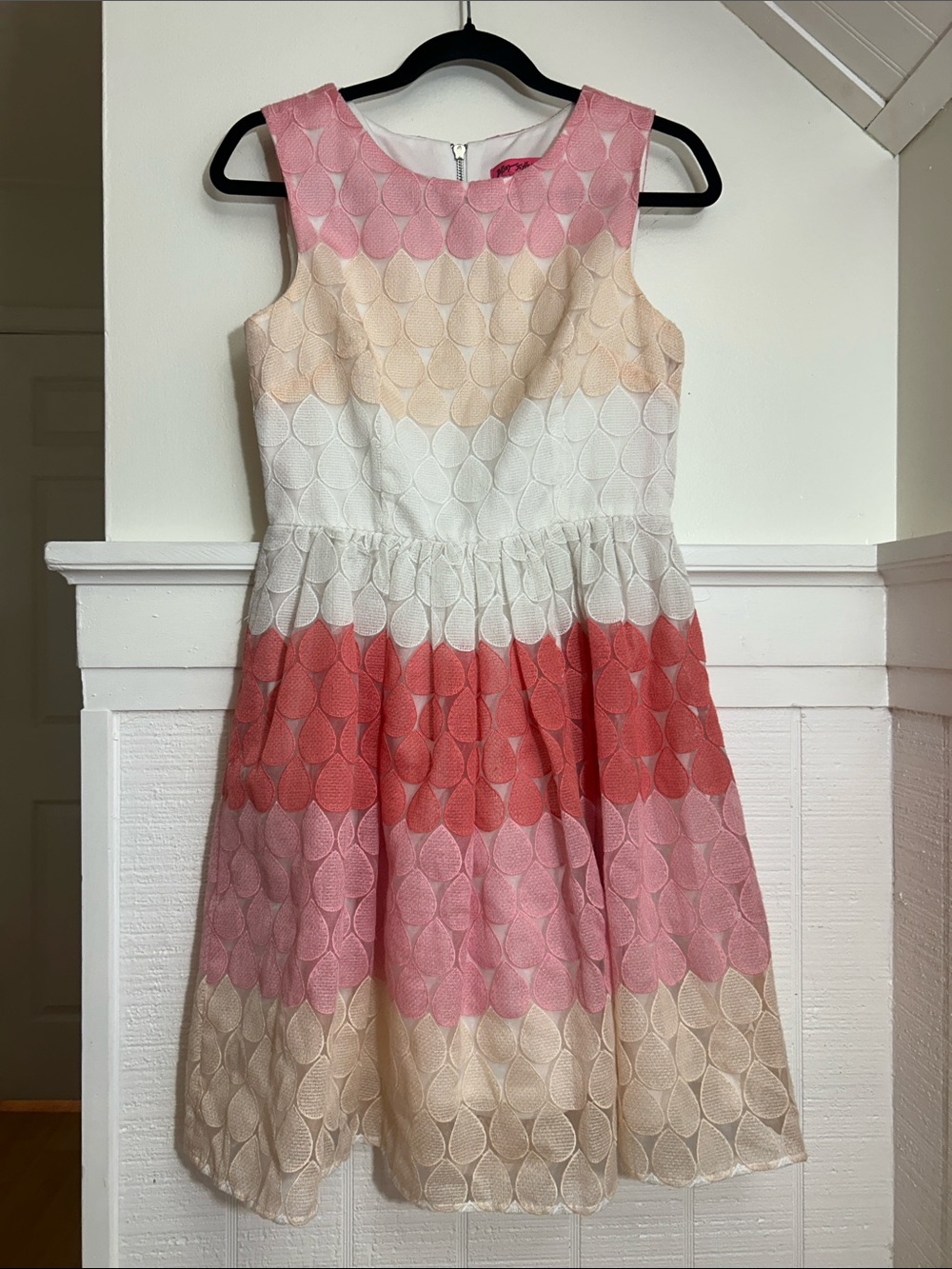 Betsey Johnson Pastel Pink Ombre Fit & Flare Dress size 4